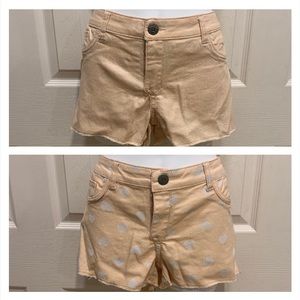 NWOT Reversible Peach or Peach with White Hearts Shorts